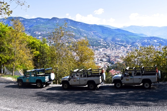 Jeep Safari Taurus Mountains