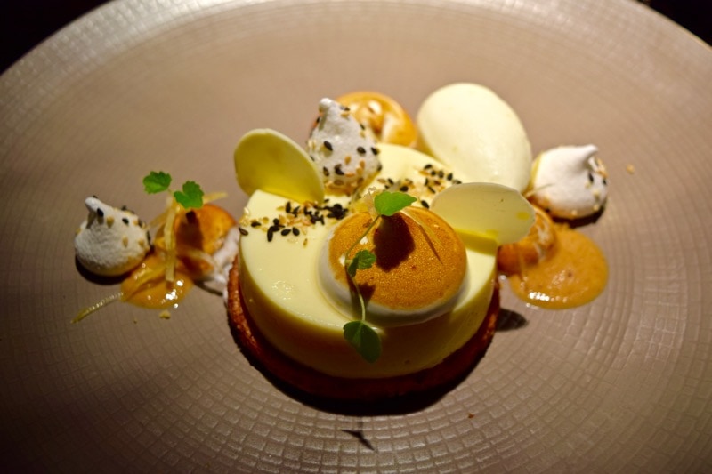 Lemon dessert at Hakkasan, London