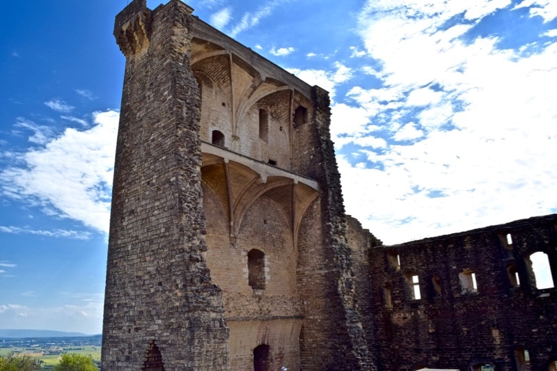 The crumbling chateau in Châteauneuf-du-Pape, France