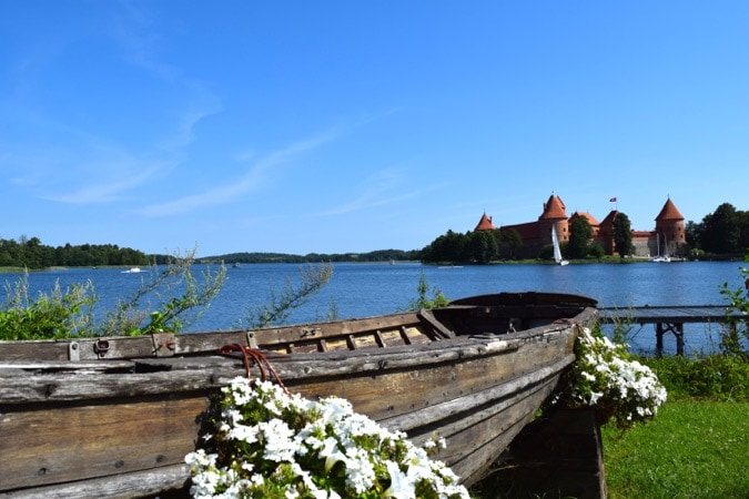 Wanderlust Chloe Scandi Baltic Busabout