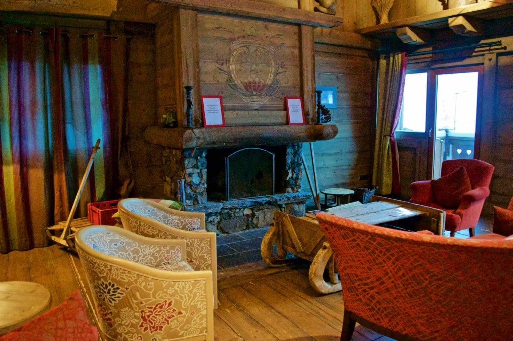 Lounge area at Hotel L'Ecrin Du Val Claret