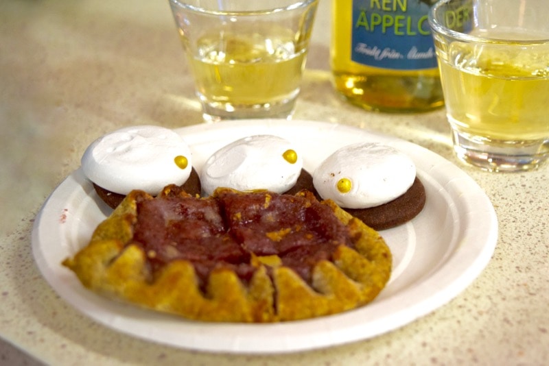 Lingonberry and rye pastries with cider at Kaartin Kotikauppa, Helsinki