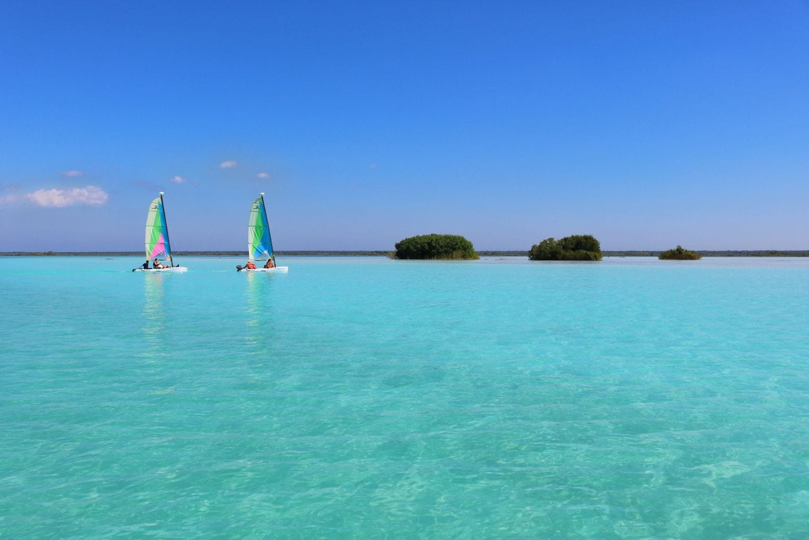 Lake Bacalar in Mexico (Photo: Emily Luxton)