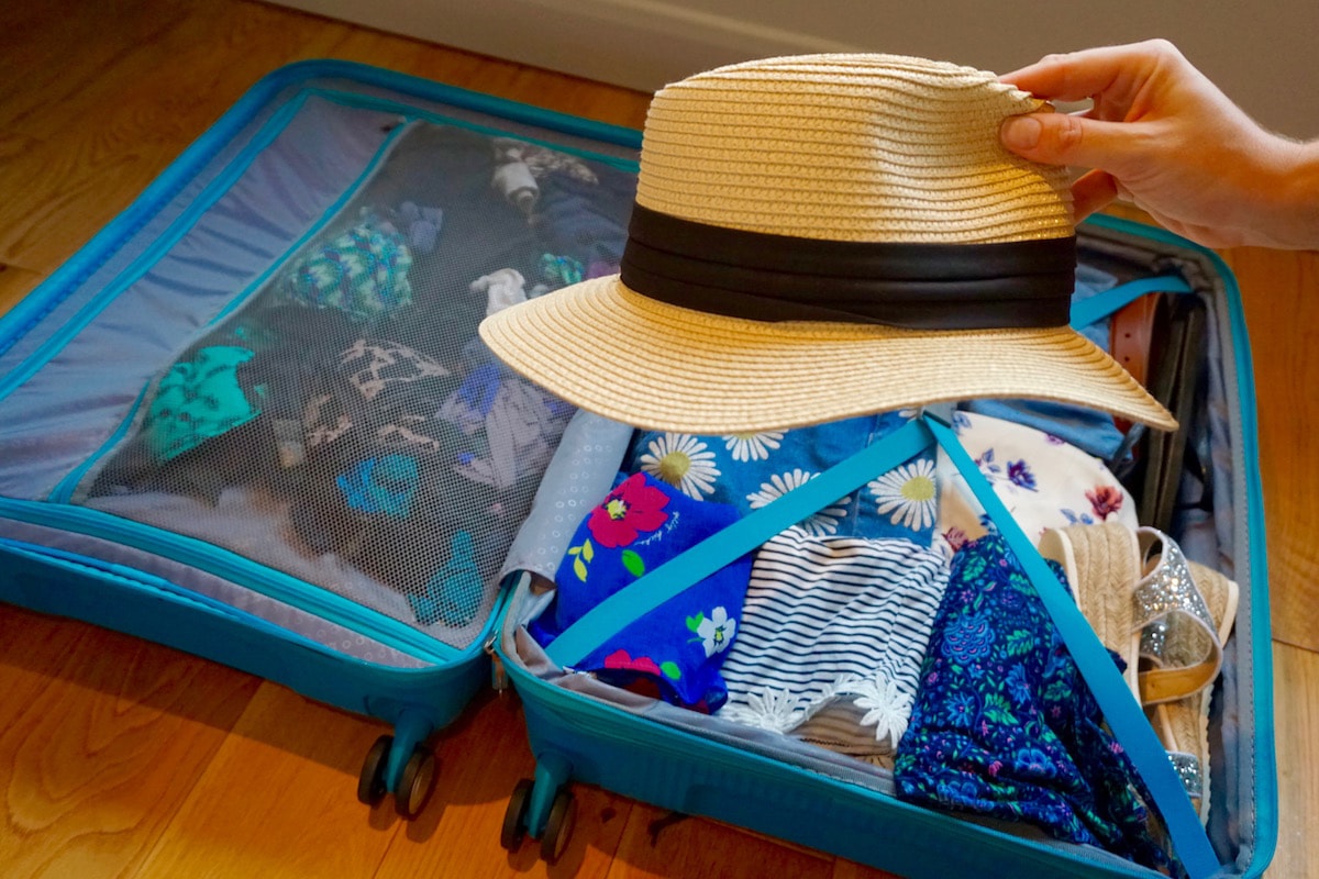 Packing the American Tourister Soundbox Suitcase