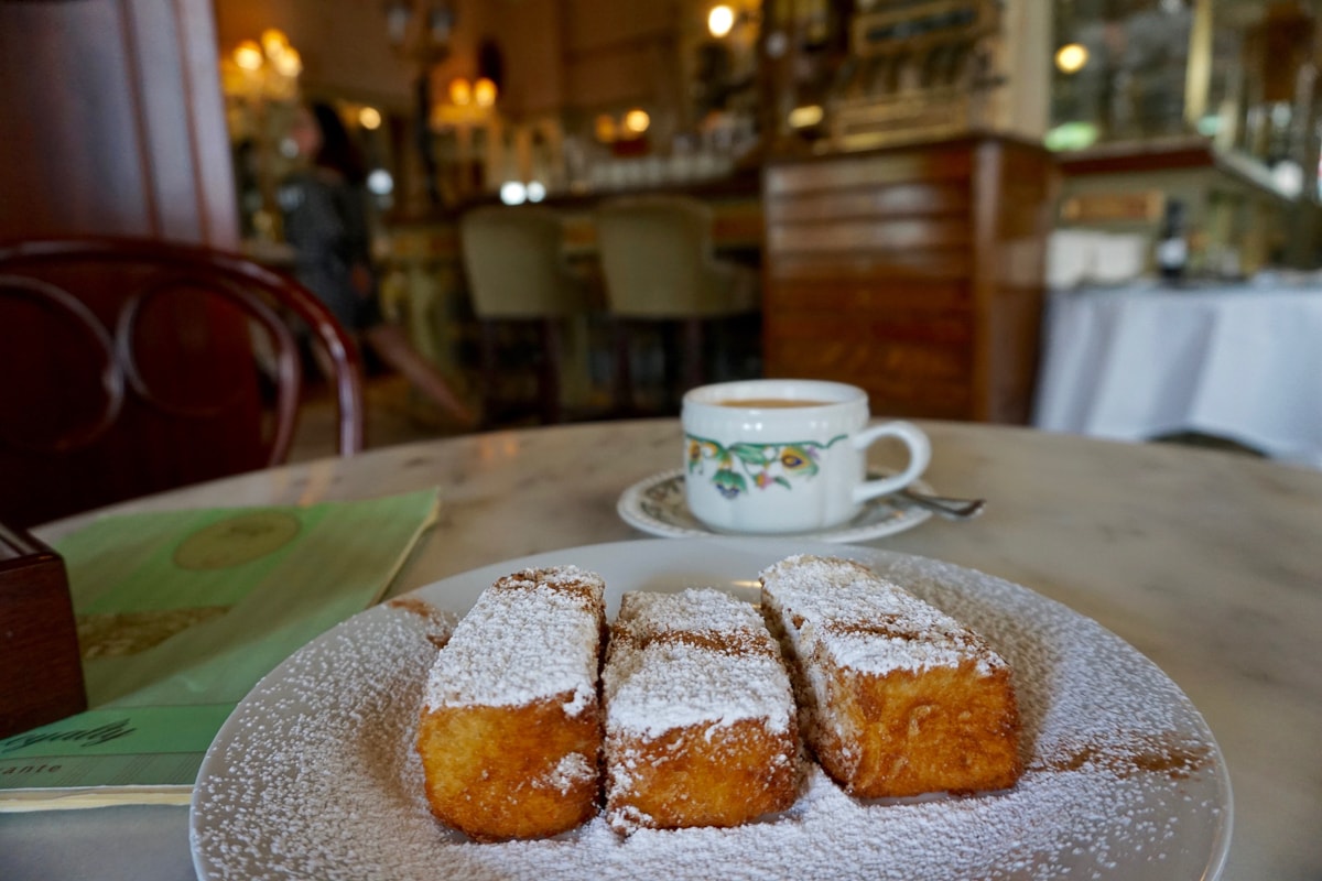 Picatostes at Cafe Royalty, Cadiz