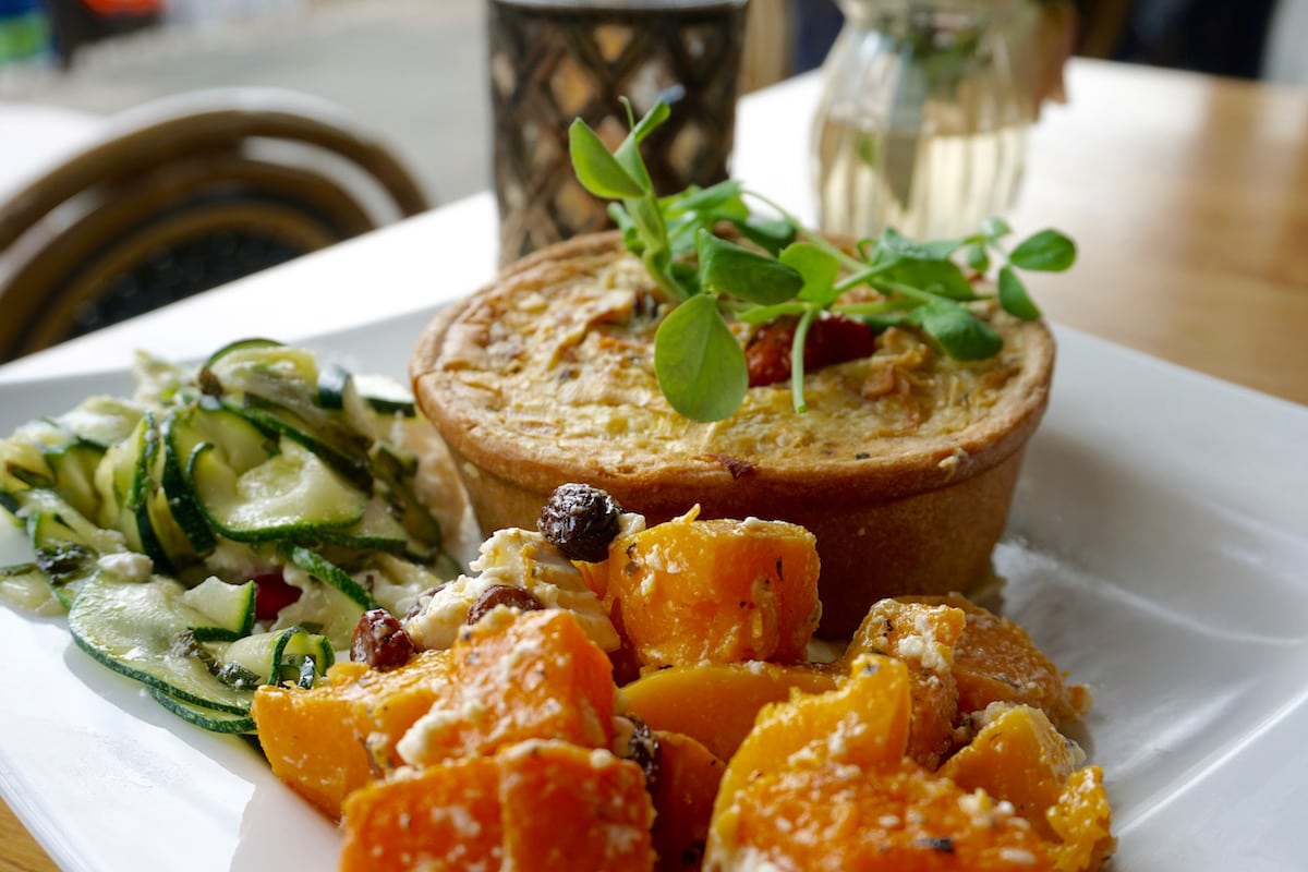 travel guide to bath Lunch at Cafe Lucca, Bath