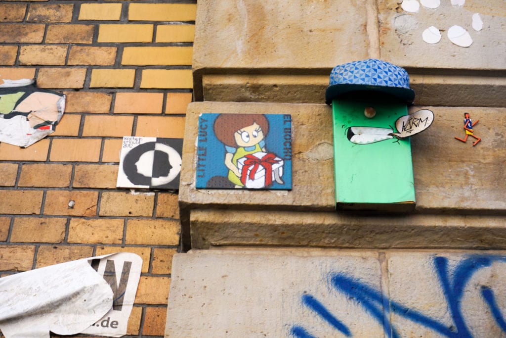 Little Lucy and her cat - Berlin Street Art