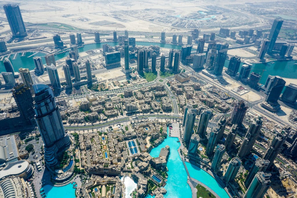 Amazing views of Dubai from Burj Khalifa