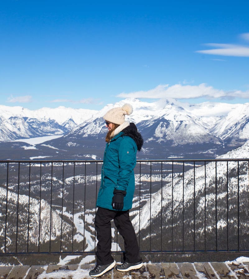 Unglaubliche Aussicht von den Gehwegen der Banff Gondola, Alberta