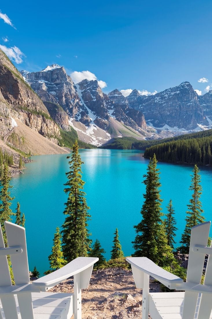 The best time to visit Alberta for views like this is the summer