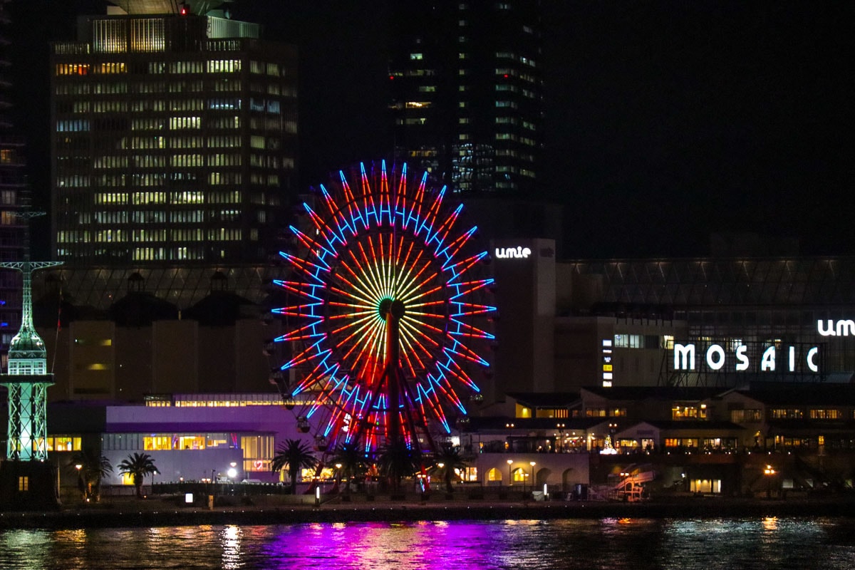 Kobe ferris wheel at night