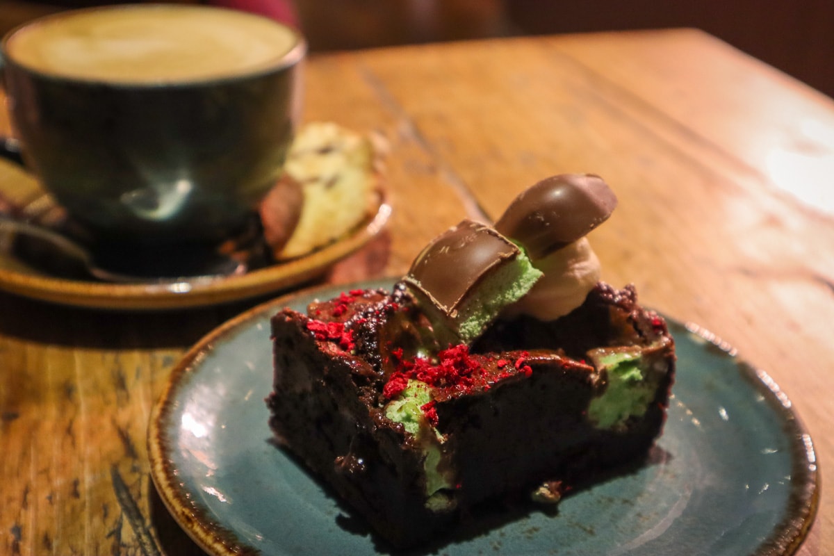 Coffee and cake at Mannion & Co, York