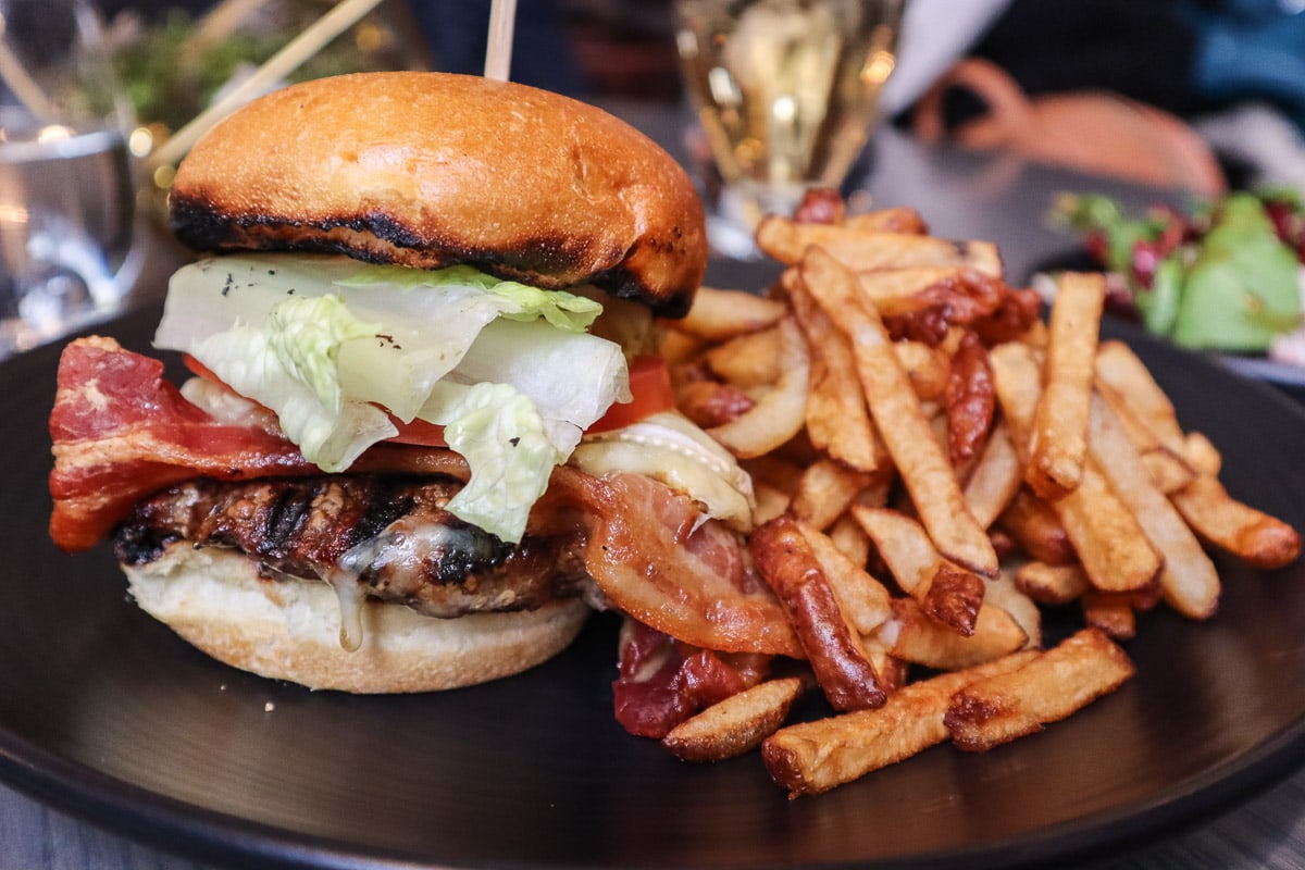 Burger at Verses Bistro, Montreal