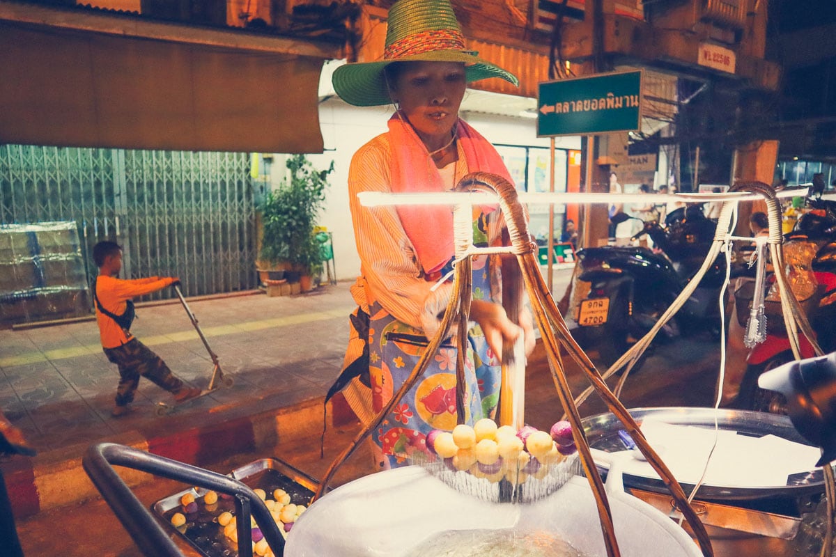 Street food vendors in Bangkok