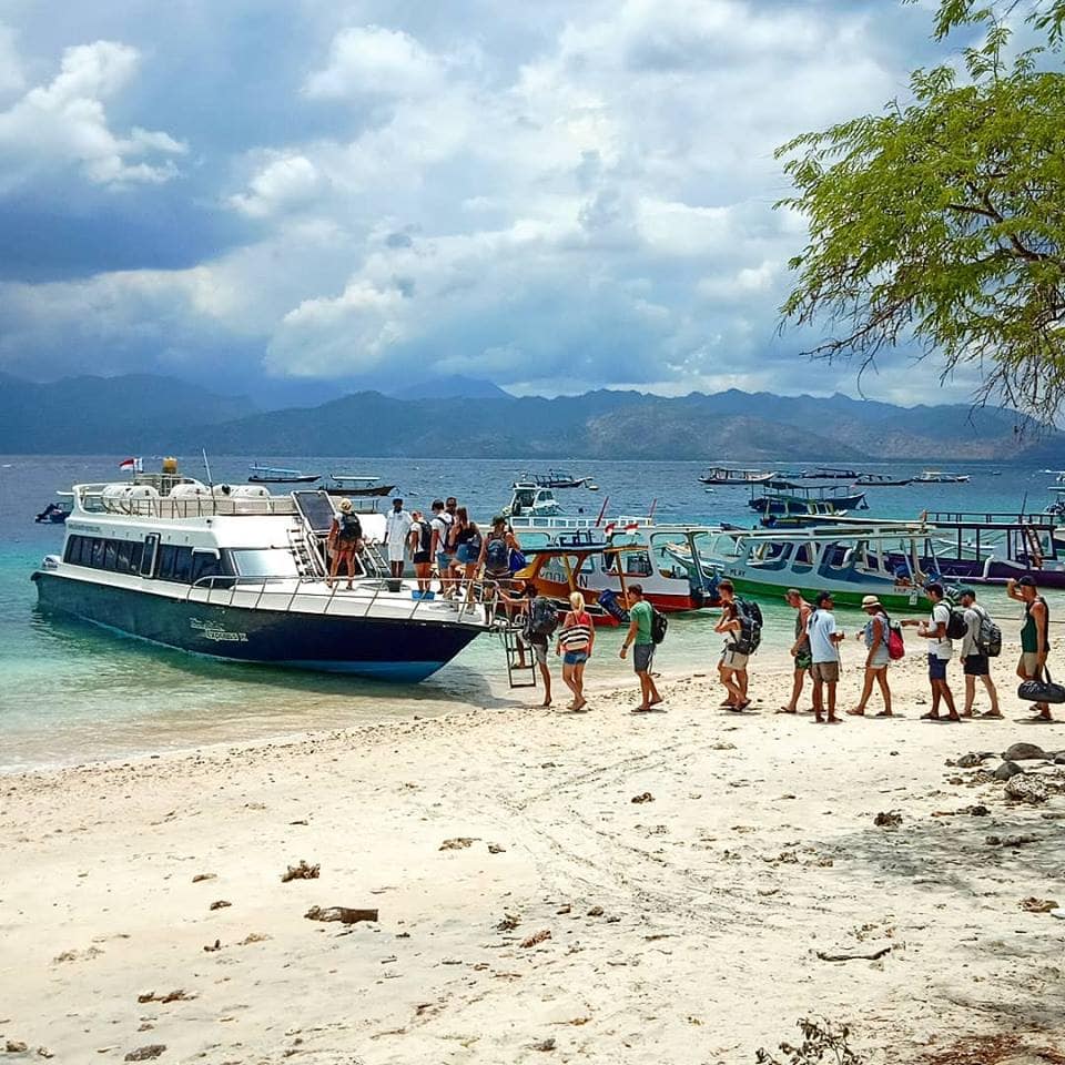 Arriving by boat to Gili T