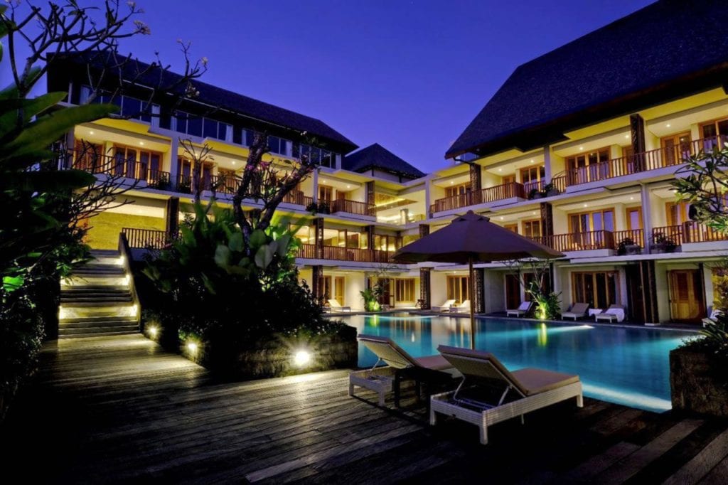 hotel di canggu bintang 5