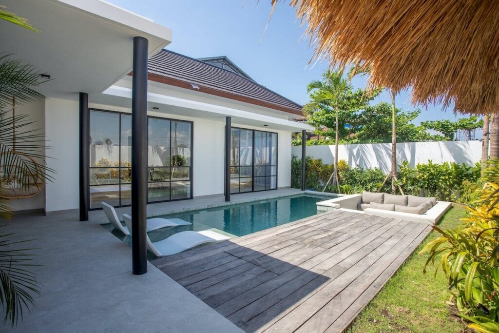 Three Moon Lake is the ideal villa in Canggu for 4 people