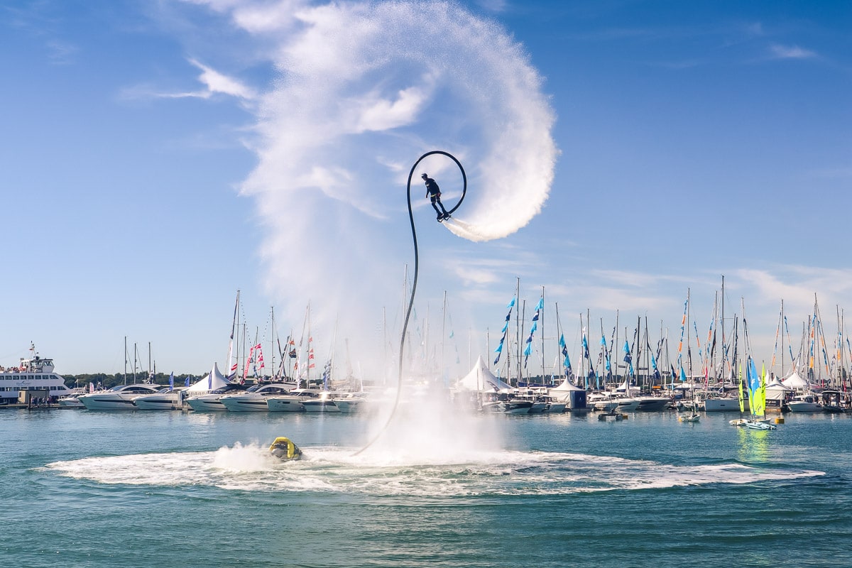 Impressive flyboarding demo at the Southampton International Boat Show