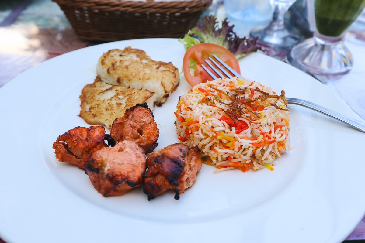 Grilled hamour and chicken with rice in Muscat