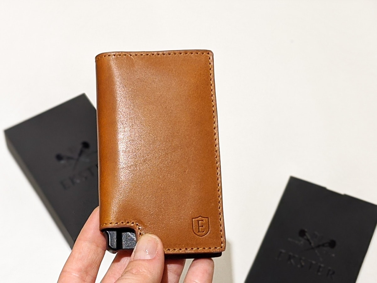 Ekster smart wallet