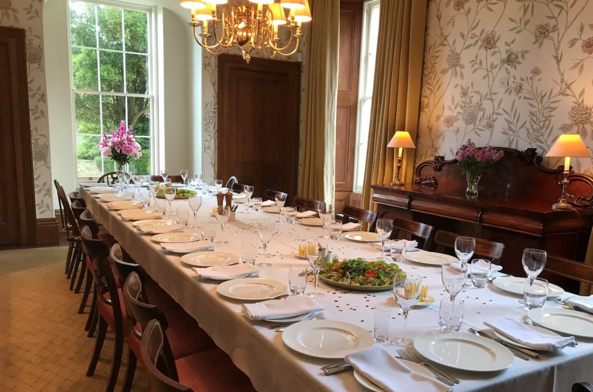 7 Large Holiday Homes In Cornwall Perfect For Big Groups (2020 Guide)