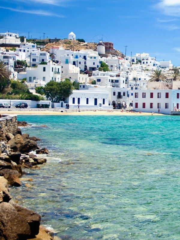 Looking for honeymoon hotels in Mykonos, Greece