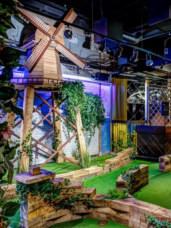 swingers crazy golf london