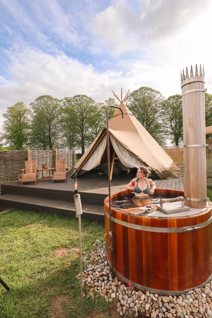 Glamping in the Cotswolds with a hot tub at Wild Carrot