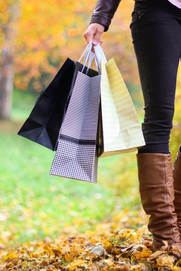 shopping in autumn