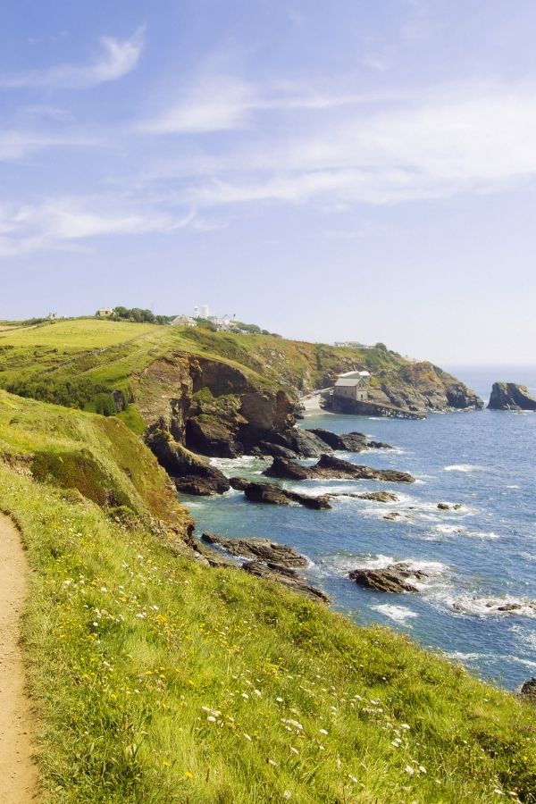 South West Coast Path around the Lizard