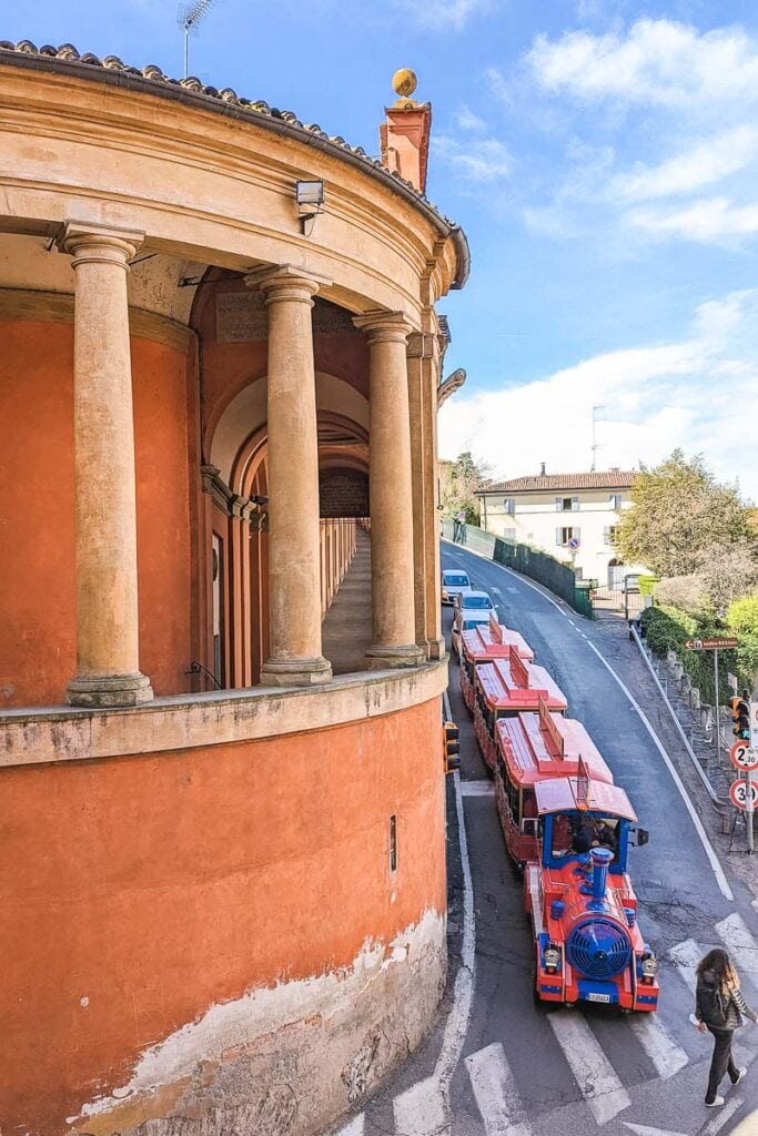 San Luca Express, Bologna