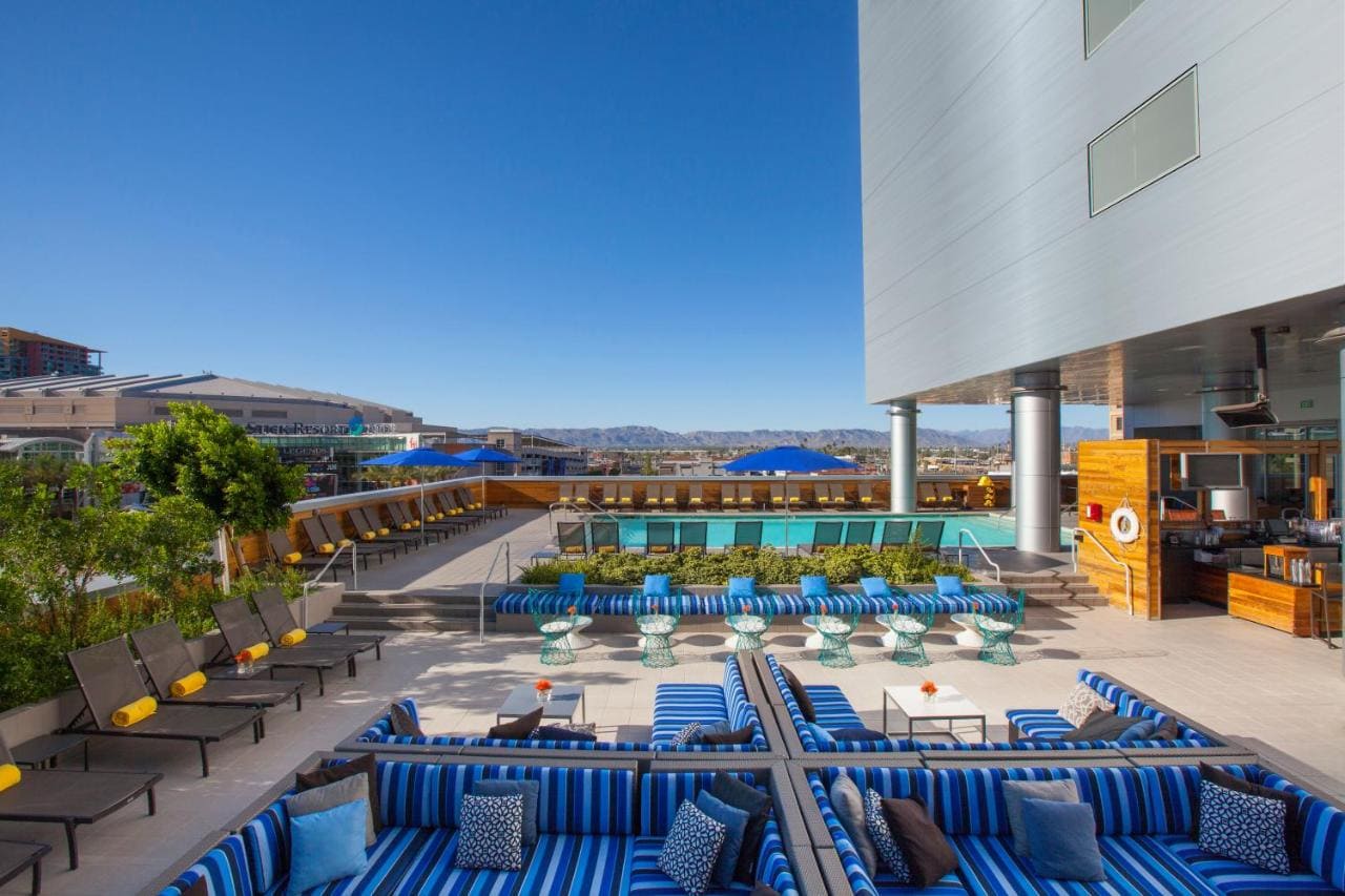 Kimpton Hotel Palomar Phoenix Cityscape