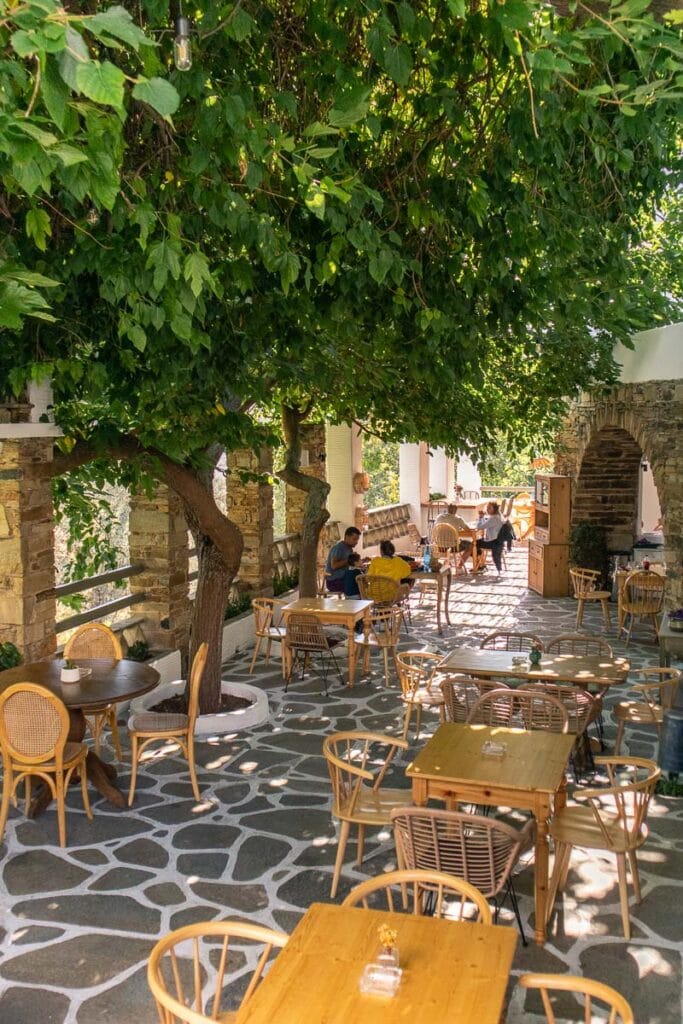 Veneranda Restaurant in Tinos