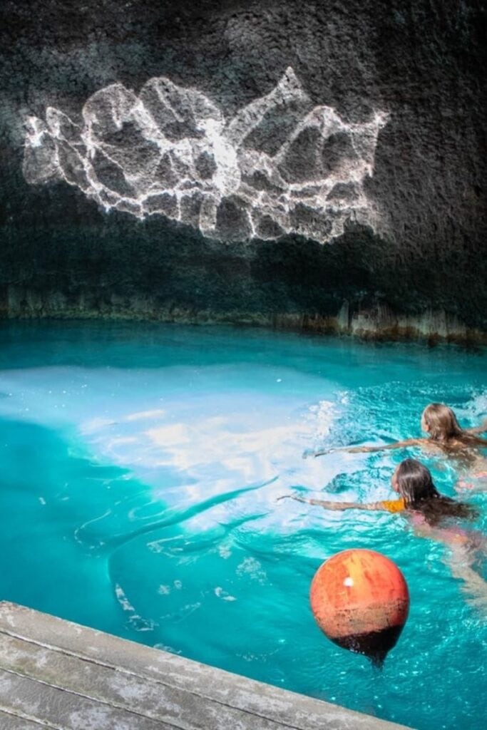 Homestead Crater (photo: Visit Utah)