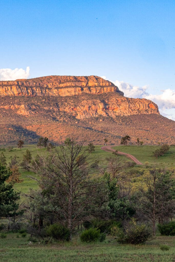 Flinders Ranges rock views