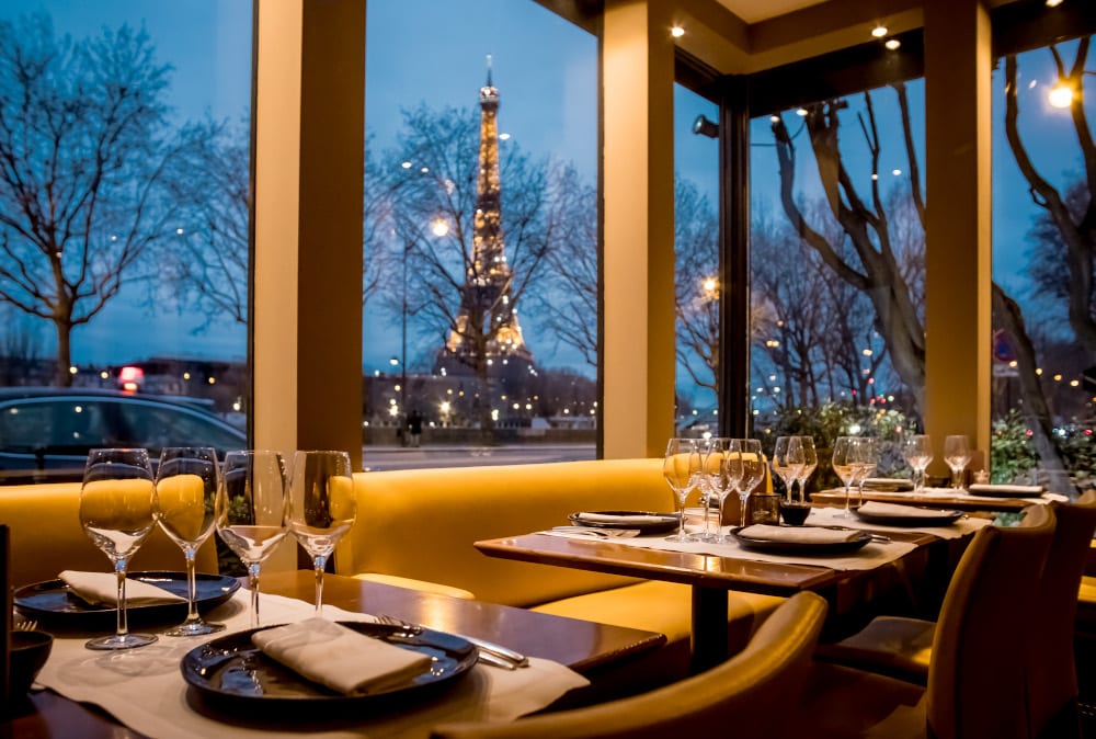 Restaurants with Eiffel Tower View - The Best 13 (2023)