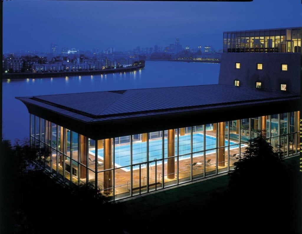 Amazing pool area at Canary Riverside Plaza Hotel