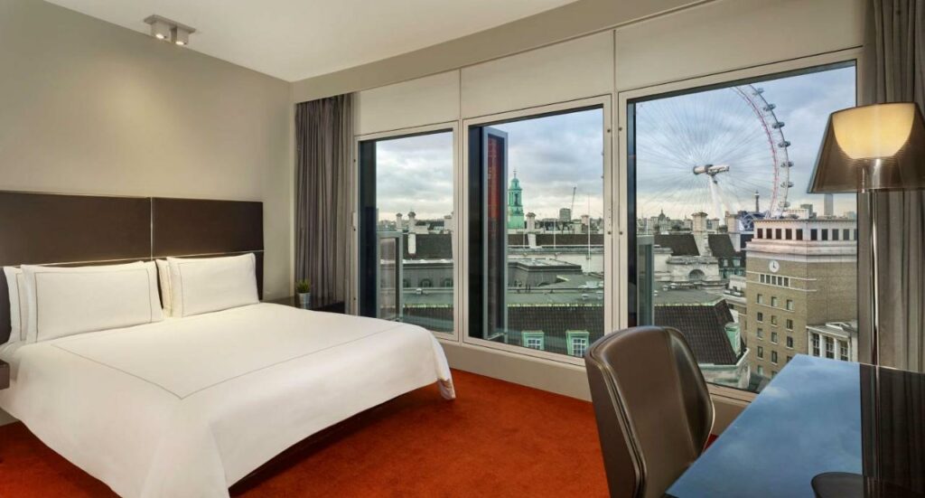 Park Plaza Westminster Bridge London room