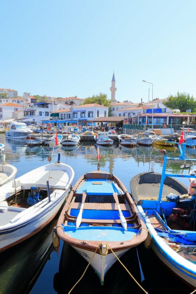 Bozcaada marina