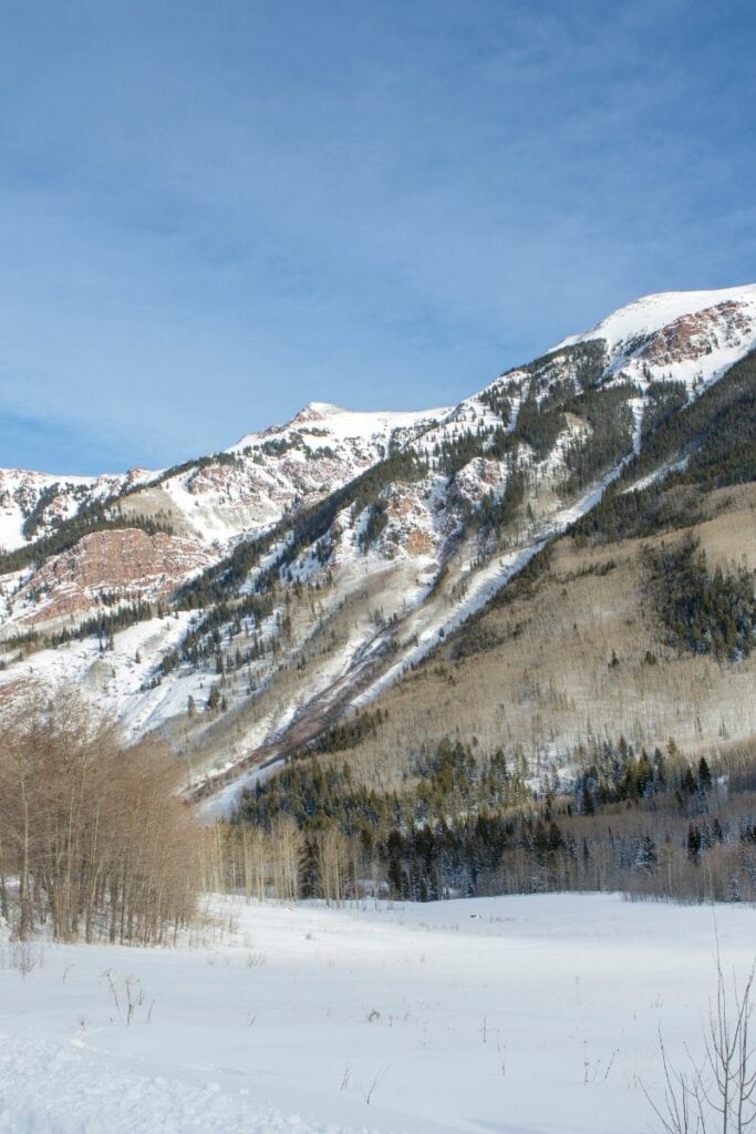 Maroon Bells Lake trail