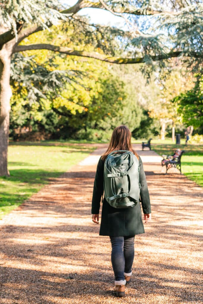 Comfortable shoulder straps on the Osprey Porter 30L