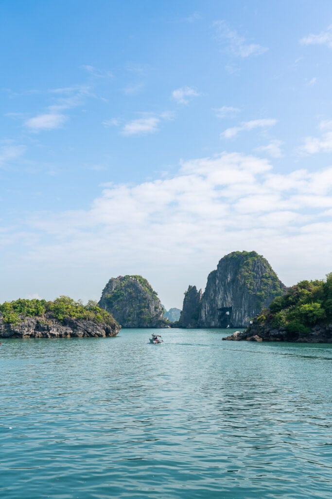 Views of halong bay