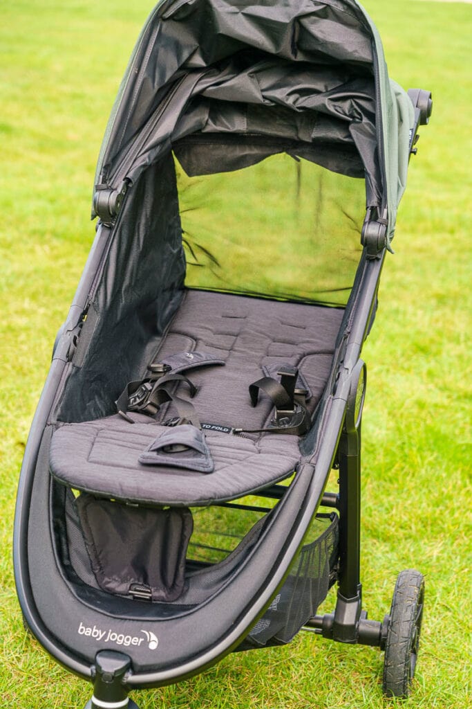 Baby Jogger seat with ventilation panels open