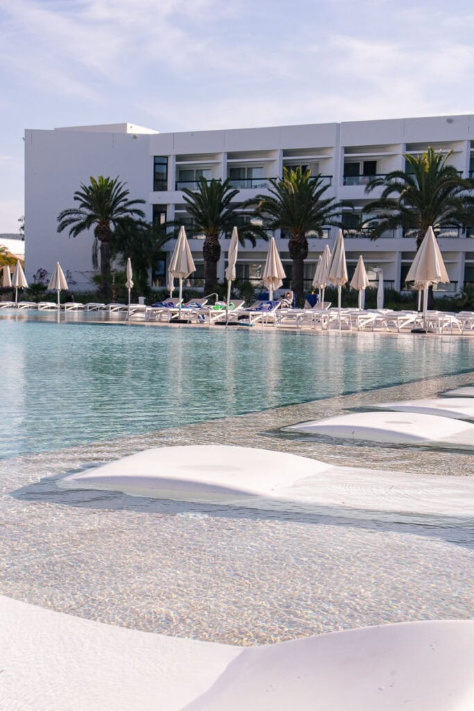 Grand Palladium Palace pool