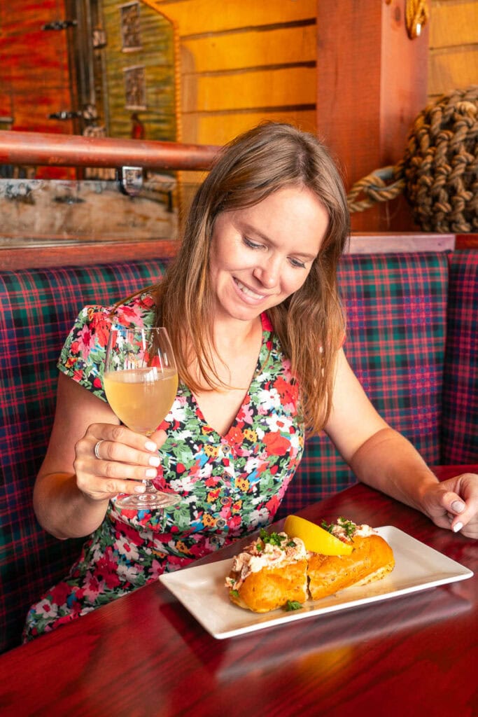 Lunenburg lobster roll