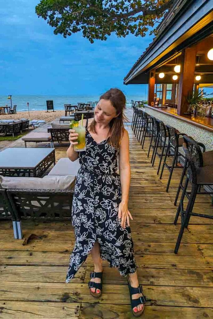 what to wear in thailand 
