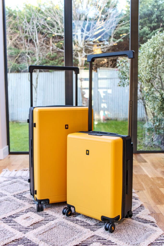 Level8 Voyageur luggage review