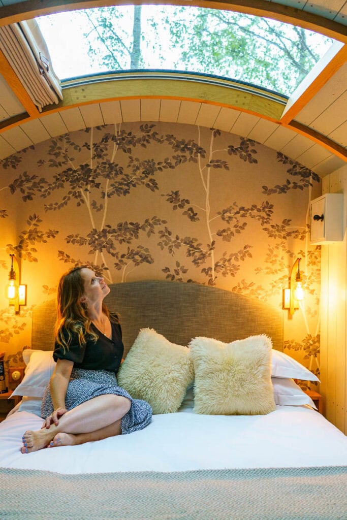 Mūsų paslėptas namelio miegamasis