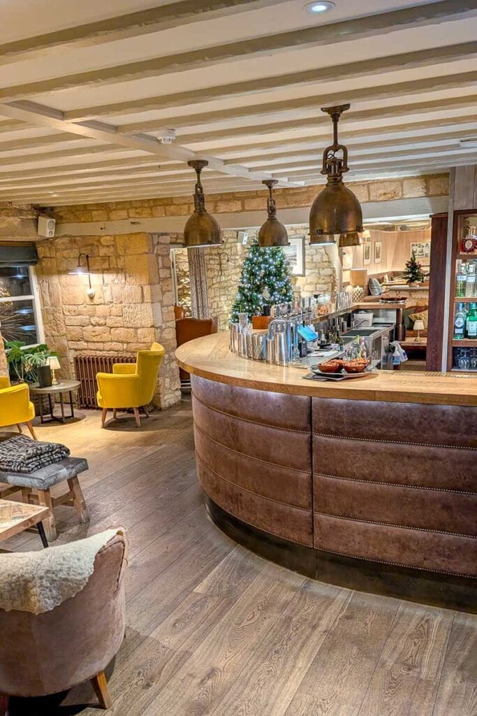 „Dormy House“ baras