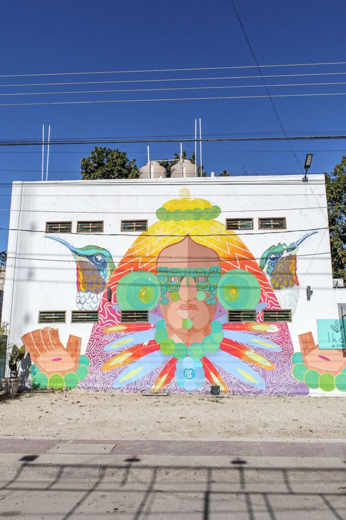 Bacalar colourful art